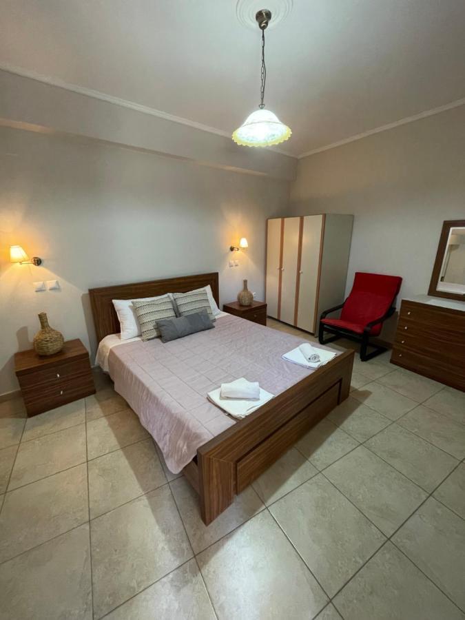 Lola Apartments Liapades Bagian luar foto