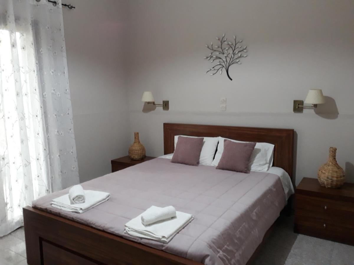 Lola Apartments Liapades Bagian luar foto