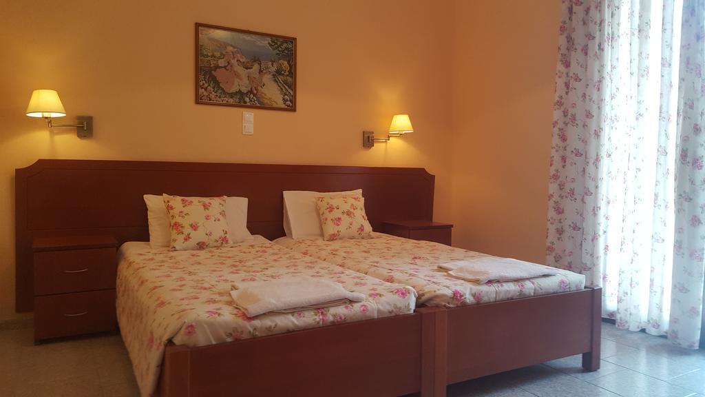 Lola Apartments Liapades Bagian luar foto